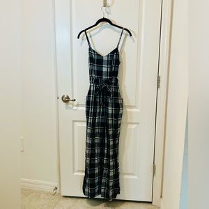 American Eagle Women’s Gingham Print Tie Front Jumpsuit - Size S.